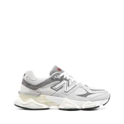 9060 Sneakers