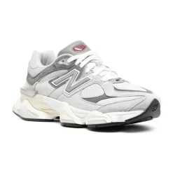 9060 Sneakers