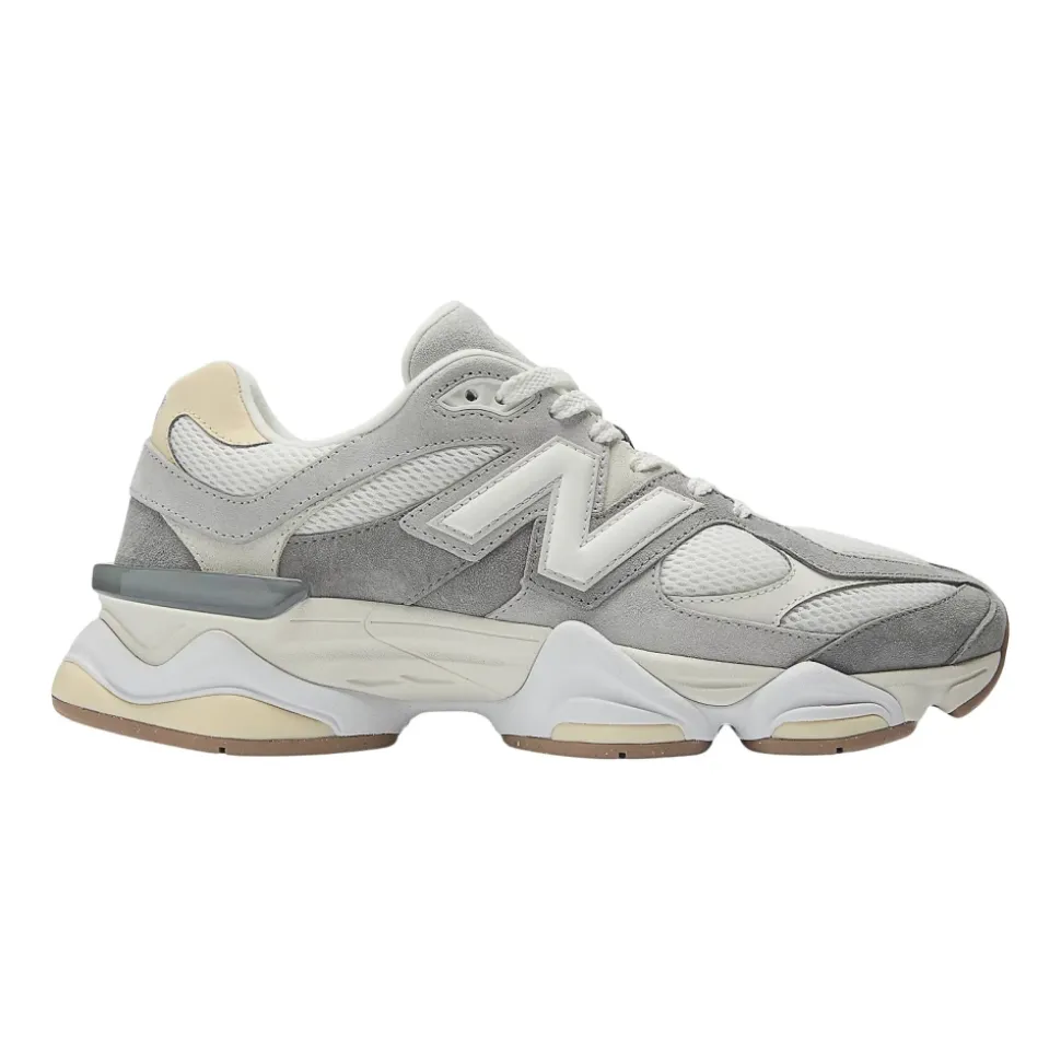 9060 Sneakers