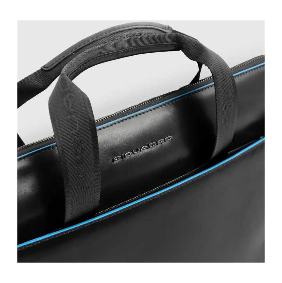 AC6810B2 Laptop Sleeve