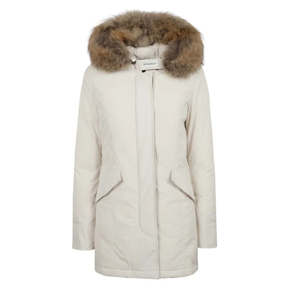 Arktische Waschbär Parka für luxuriösen Stil