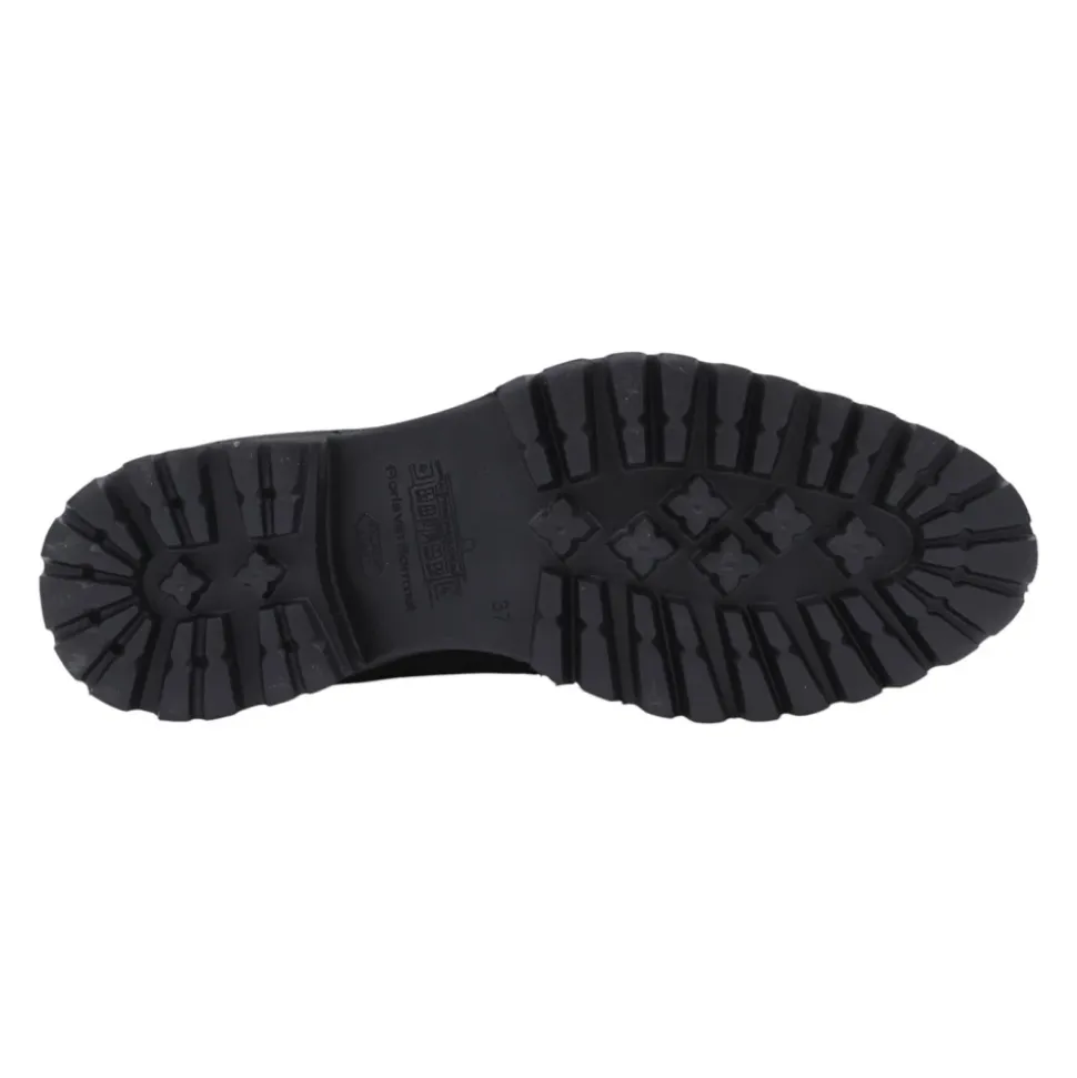 Bequemer Schnürschuh