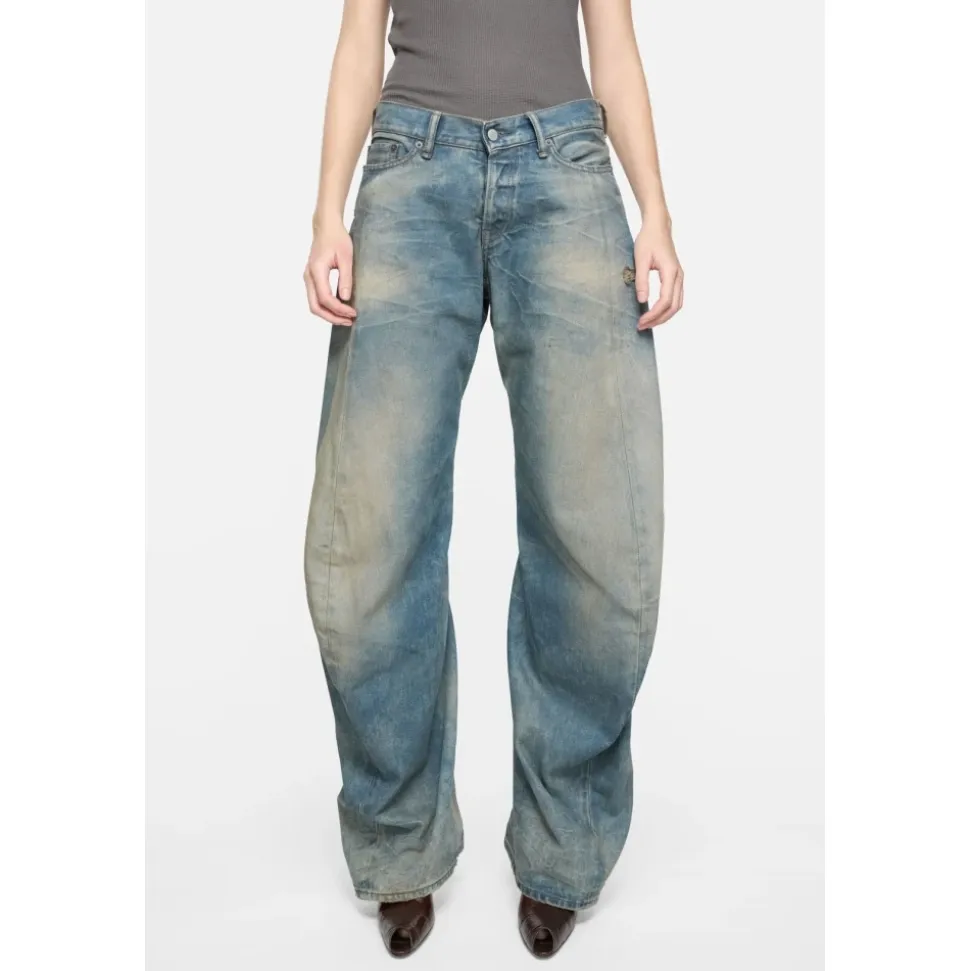 Blaue Jeans mit lockerer Passform