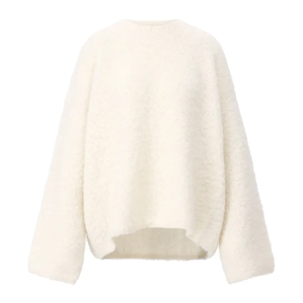 Boxy Bouclé Strick