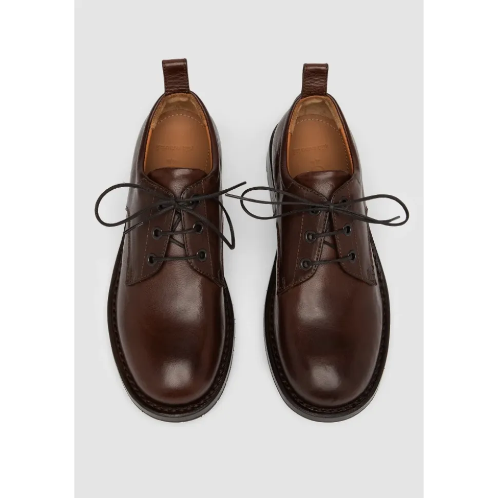 Brauner Lederschnürschuh