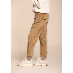 Cordhose mit lockerer Passform
