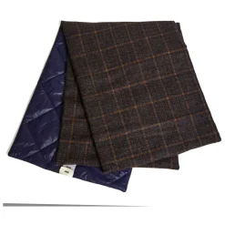 Double-Faced Label Scarf