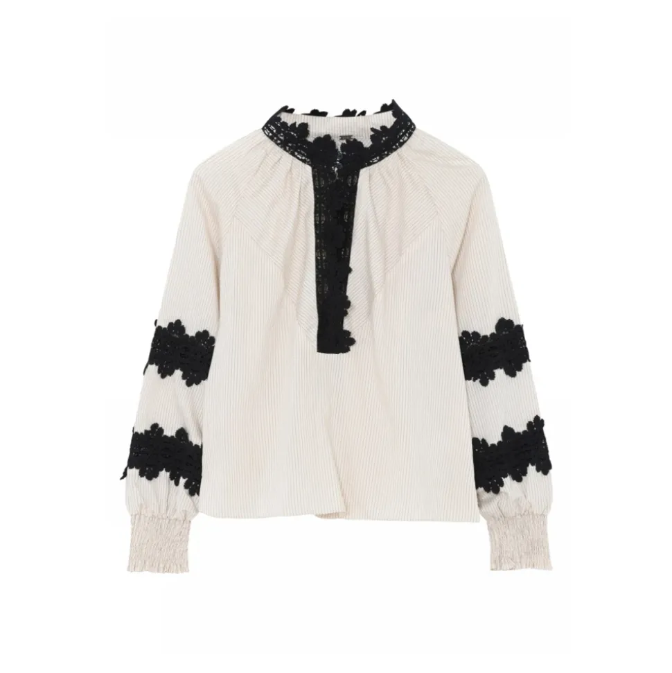 Elegante Bluse mit Smock-Manschetten