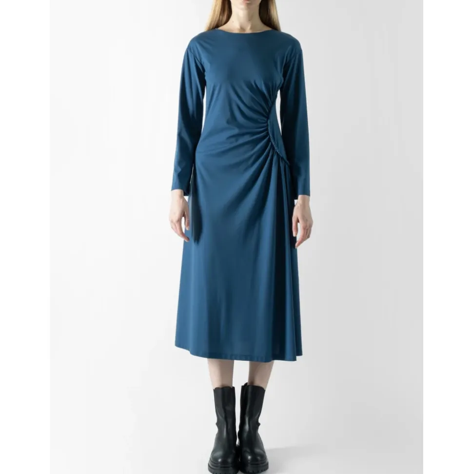 Elegantes Midikleid mit U-Boot-Ausschnitt