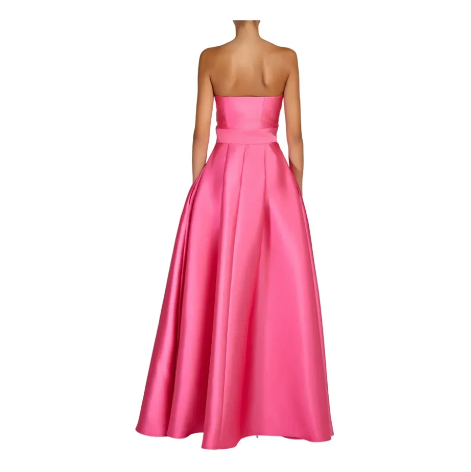 Elegantes Rosa Langes Kleid