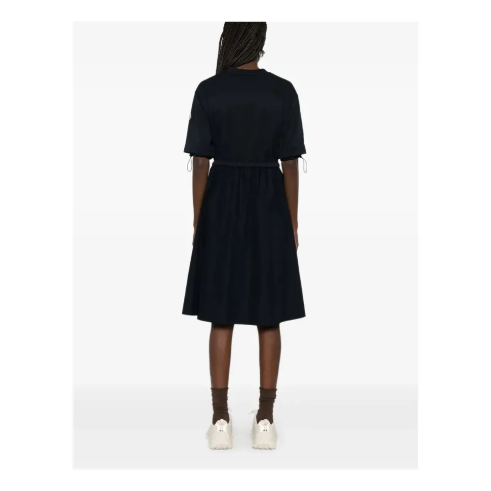 Elegantes Schwarzes Kleid für Frauen