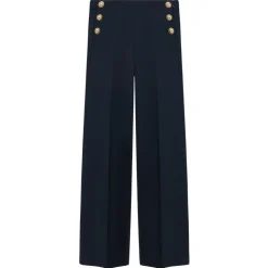 Essence Hose für emotionalen Stil