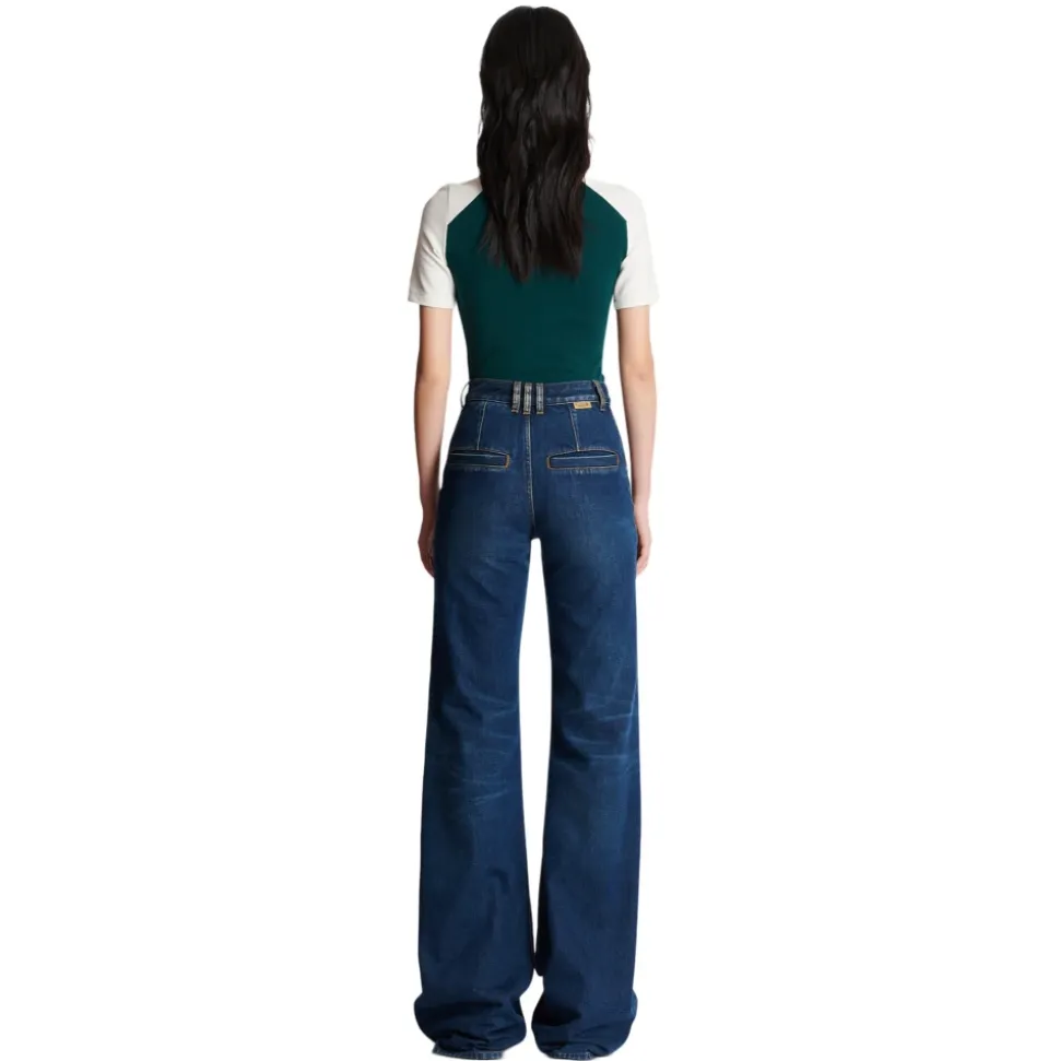 Flared Jeans aus Denim