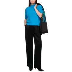 Flauschiger Pullover "Rethink Together"