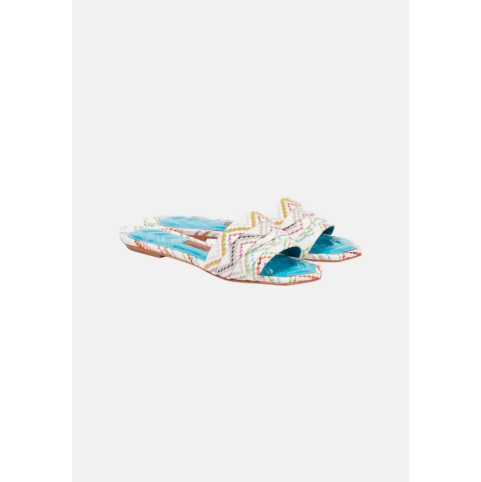 Gemusterte flache Sandalen Gia Raschel Wave