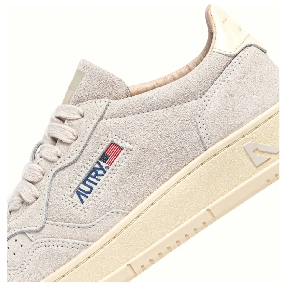 Grauer Ledersneaker Modell Medalist