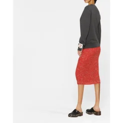 Grauer Pullover mit Kristallverzierung