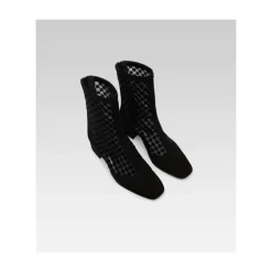 H25 Boots