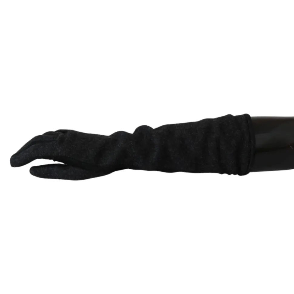 Handschuhe in mittlerer Armlänge