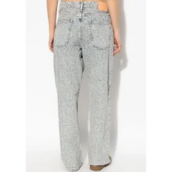 Jeans mit Logo