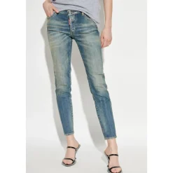 Jennifer jeans