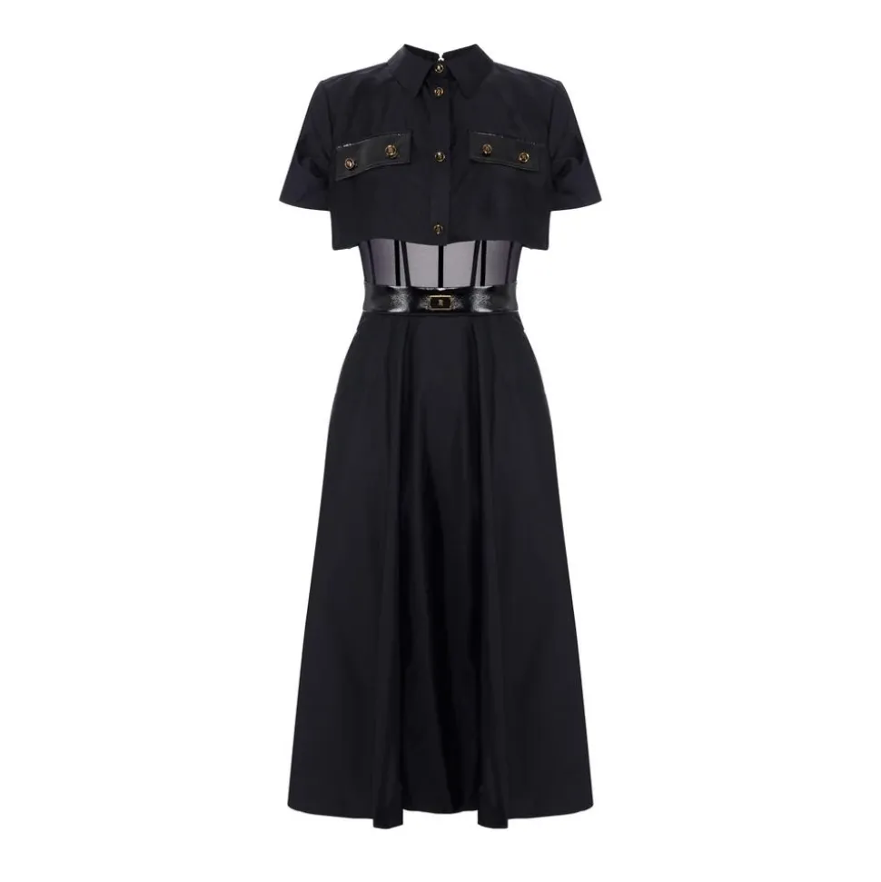 Kleid aus Voile- und Tüllstoffen