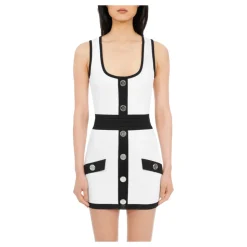 Kurzes Strickkleid