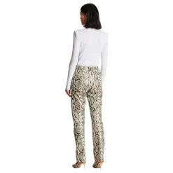 Lederhose im Schlangenleder-Look