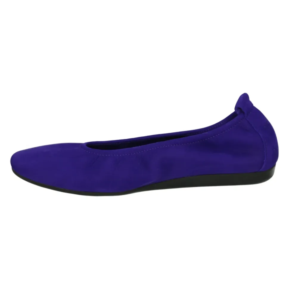 Lila Ballerinas mit Latexsohle