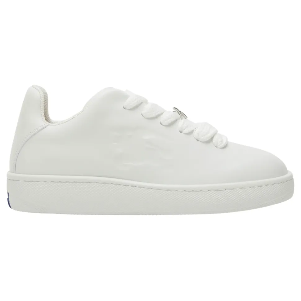 Low Top Sneaker
