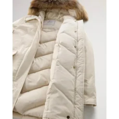 Luxuriöser Arctic Parka mit abnehmbarer Kapuze