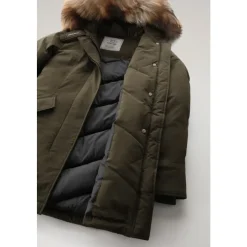 Luxuriöser Arctic Raccoon Parka