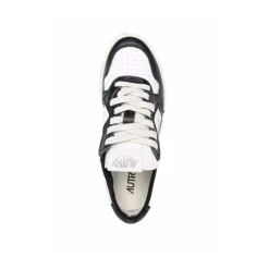 Medalist Low Sneaker