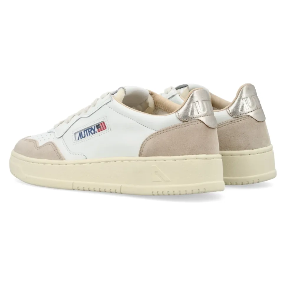 Medalist Low Sneakers