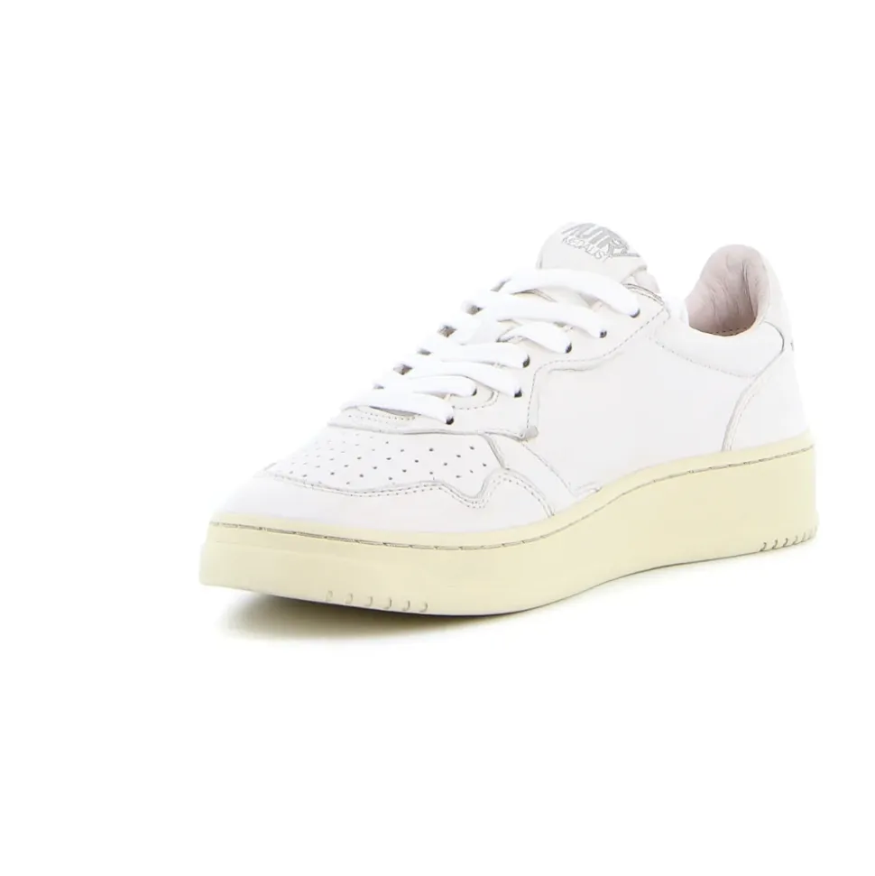 Medalist Sneaker