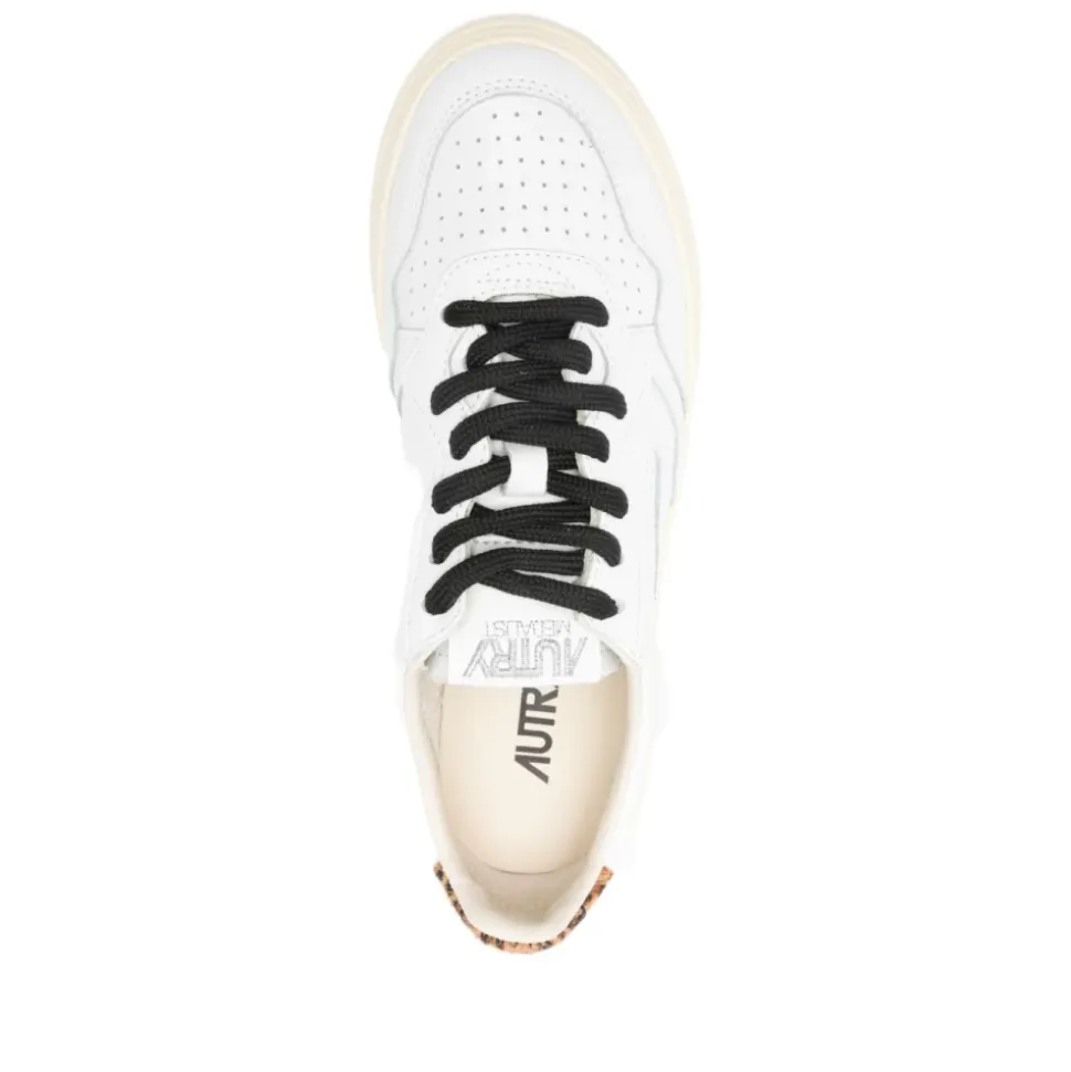Medalist Sneakers