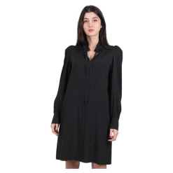 Modern River Kleid