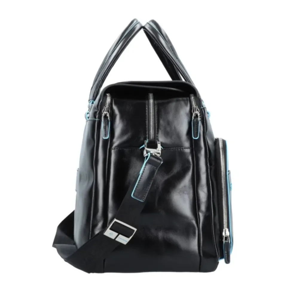Moderne Reisetasche aus Leder mit Laptopfach