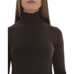 Ocroma Strickkleid
