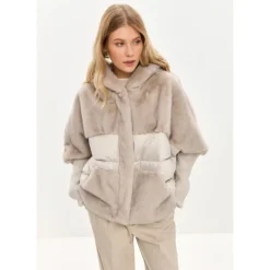 Oversized Faux Fur Jacke - Ivory