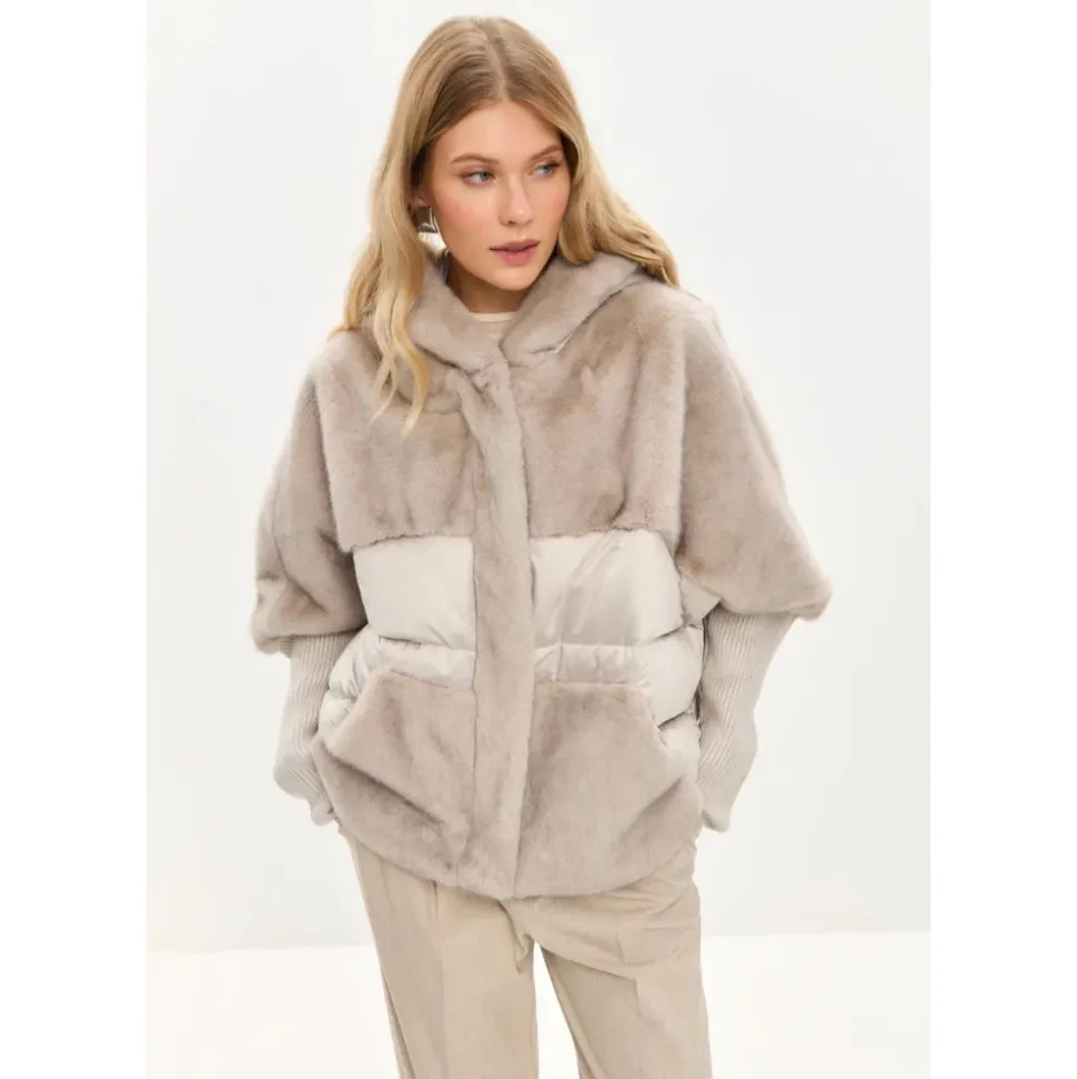 Oversized Faux Fur Jacke - Ivory
