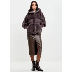 Oversized Jacke aus Kunstpelz