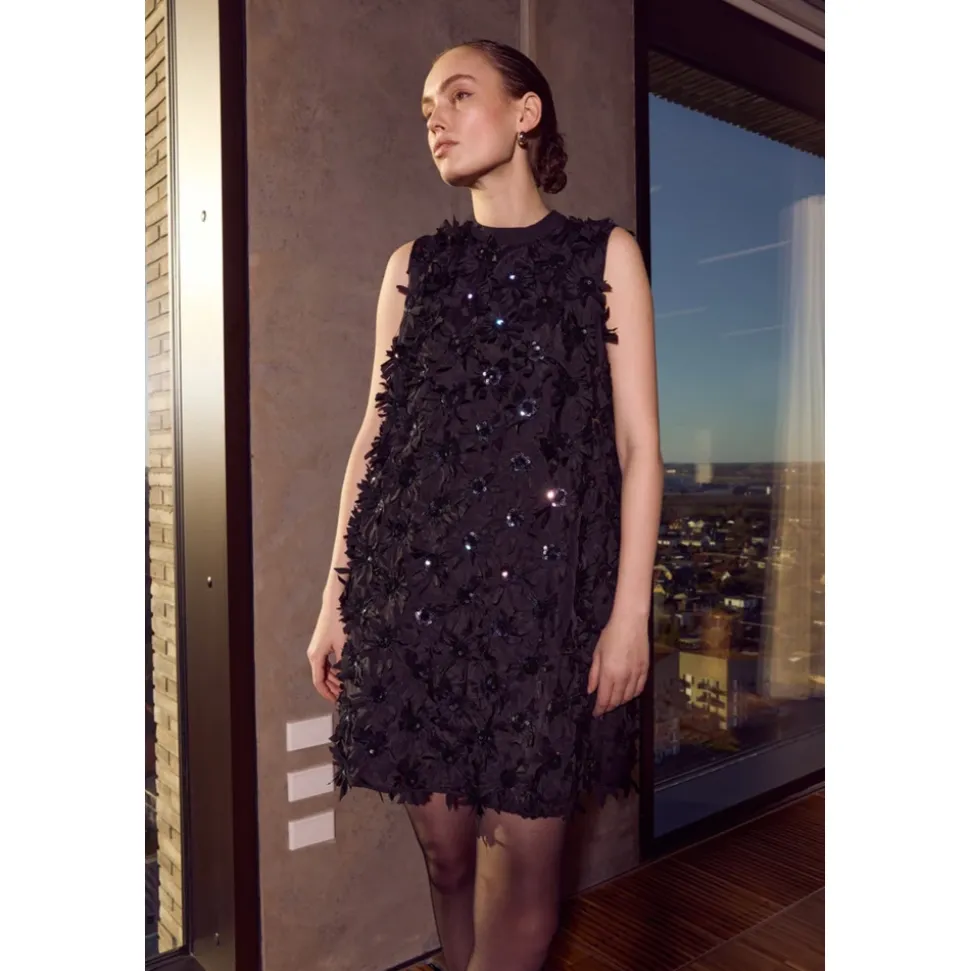 Paillettenbesetztes Mini-Partykleid