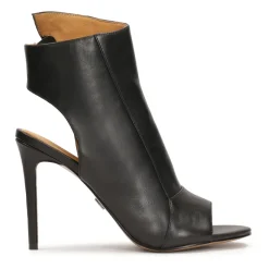 Peep Toe Stiefeletten.Dieses Produkt fällt klein aus.