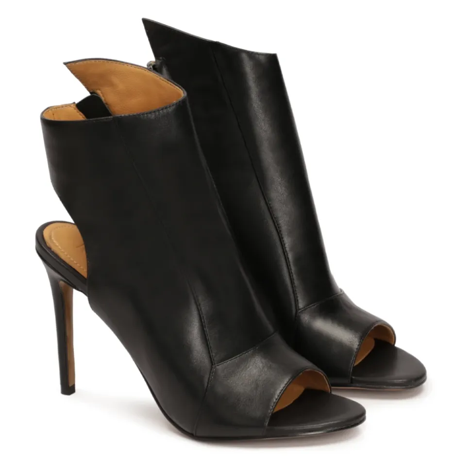Peep Toe Stiefeletten.Dieses Produkt fällt klein aus.