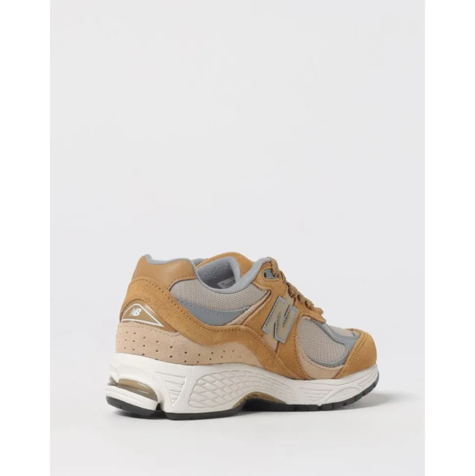2002R Protection Pack Sneakers