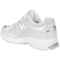2002R Sneaker