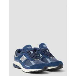 2002R Sneakers