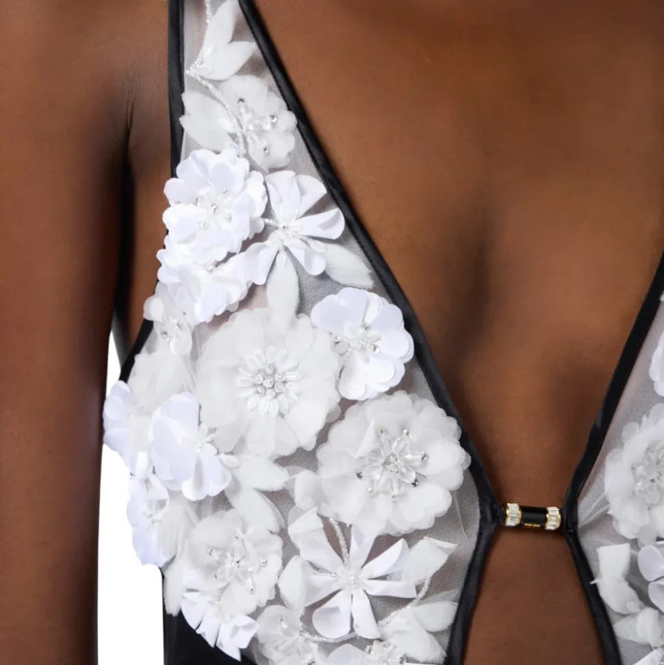 Red Carpet Kleid aus Seide und Tüll mit 3D-Blumen