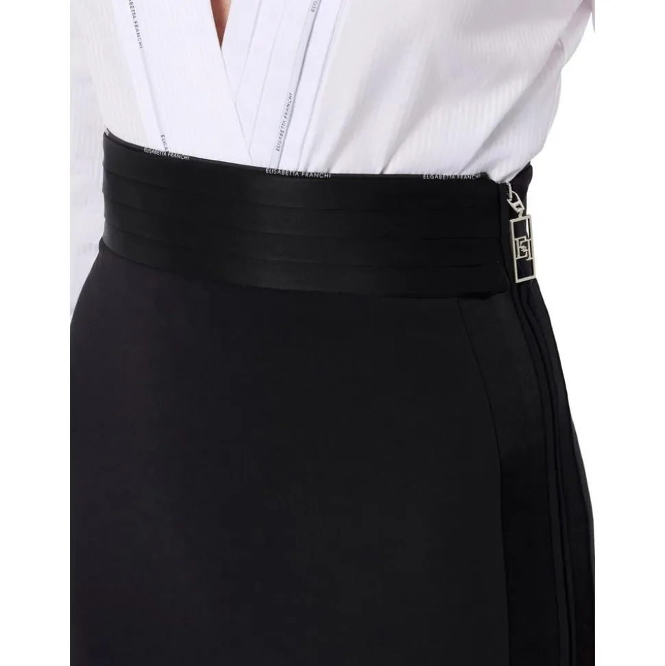 Rock mit Tuxedo-Details aus leichtem Crêpe-Stoff
